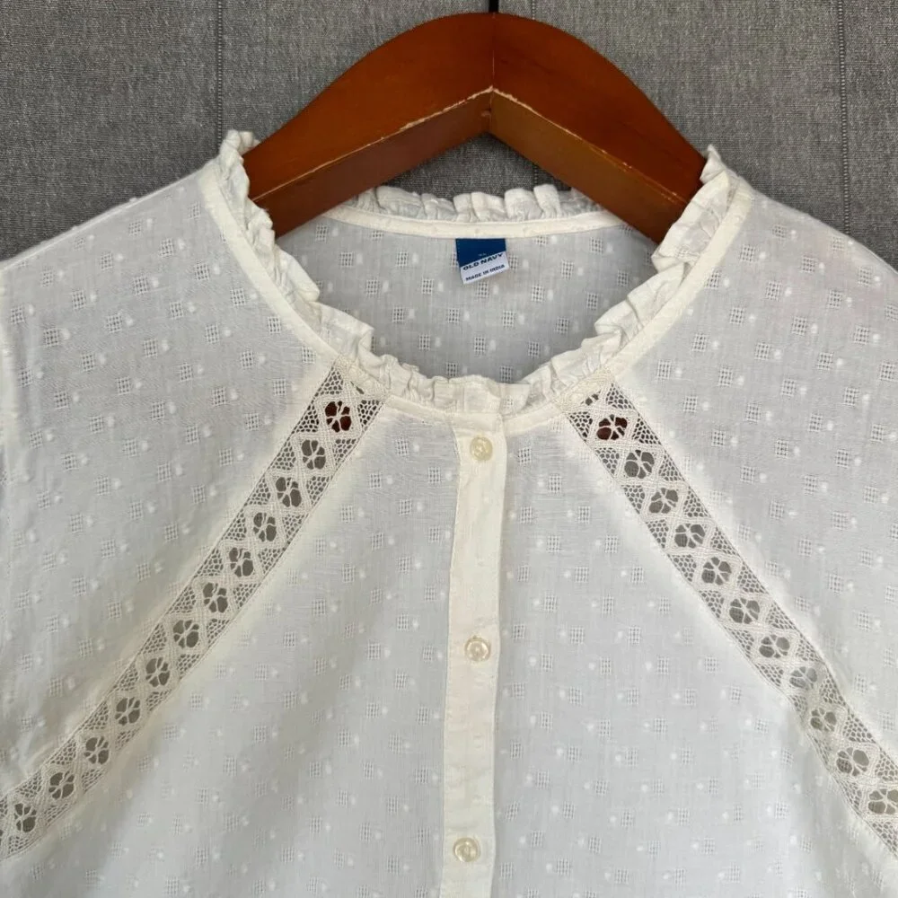 Old‎ Navy Creme De La Creme Cotton Puff-Sleeve Lace-Trim Clip-Dot Blouse Size XL